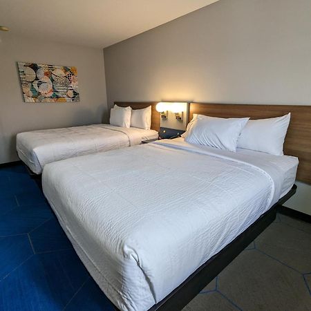 Microtel Inn & Suites By Wyndham Рапид-Сити Экстерьер фото